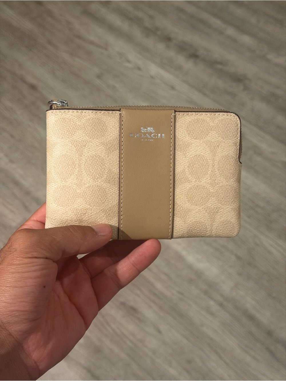 NWT Coach CW853 Signature Canvas Corner Zip Wristlet Sand Taupe